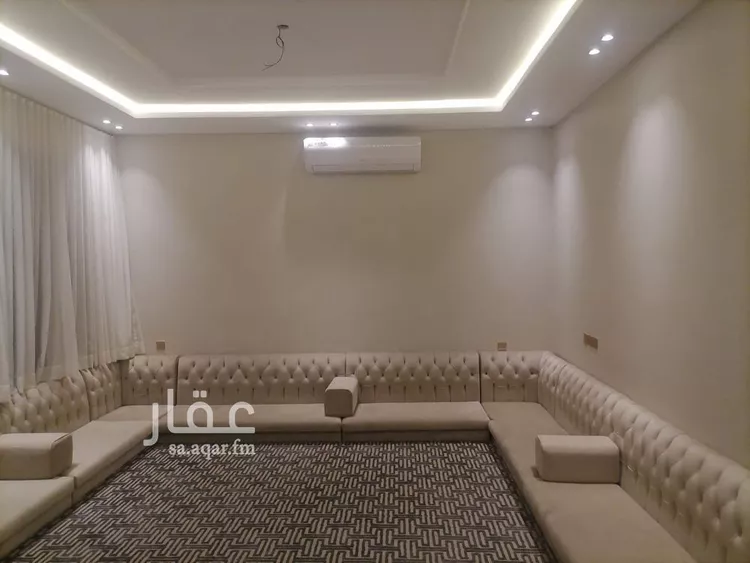 فيلا للبيع في شارع عمير بن سنان بن عرفطه, حي المونسية, مدينة الرياض, منطقة الرياض صورة 3