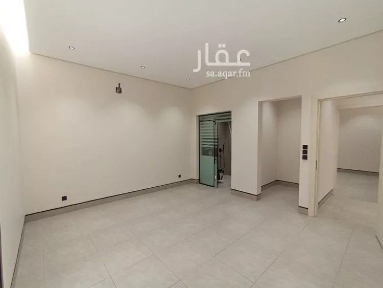 دور للبيع في شارع سعيد بن نفيل, حي الرمال, مدينة الرياض, منطقة الرياض صورة 3