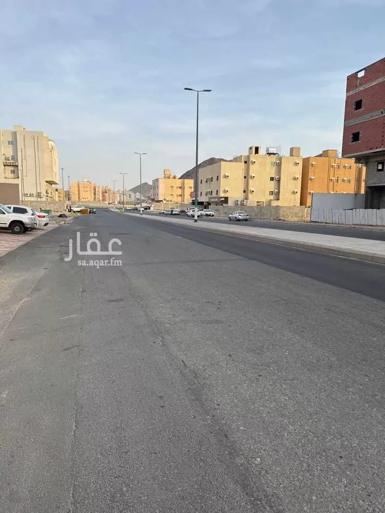 عمارة للبيع في شارع 4964829, حي النوارية, مدينة مكه المكرمه, منطقة مكة المكرمة صورة 2