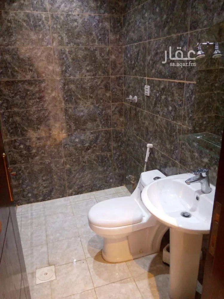 شقة للإيجار في شارع البازجي, حي البوادي, مدينة جدة, منطقة مكة المكرمة صورة 5