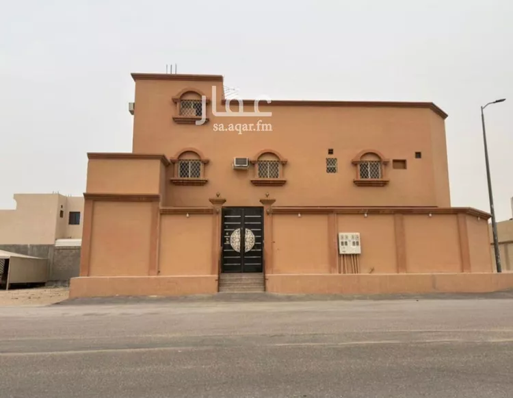 عمارة للبيع في شارع عيسى الوراق, حي النايفية, مدينة الاحساء, المنطقة الشرقية صورة 2