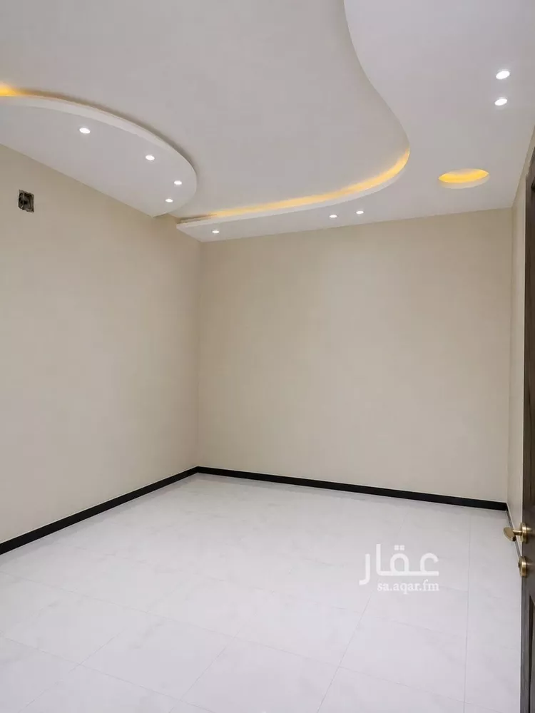Villa for Rent in Riyadh Al Janadriyah 12