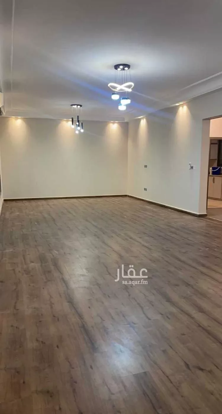 فيلا للإيجار في شارع 20جـ, حي البحيرة, مدينة الخبر, المنطقة الشرقية صورة 4