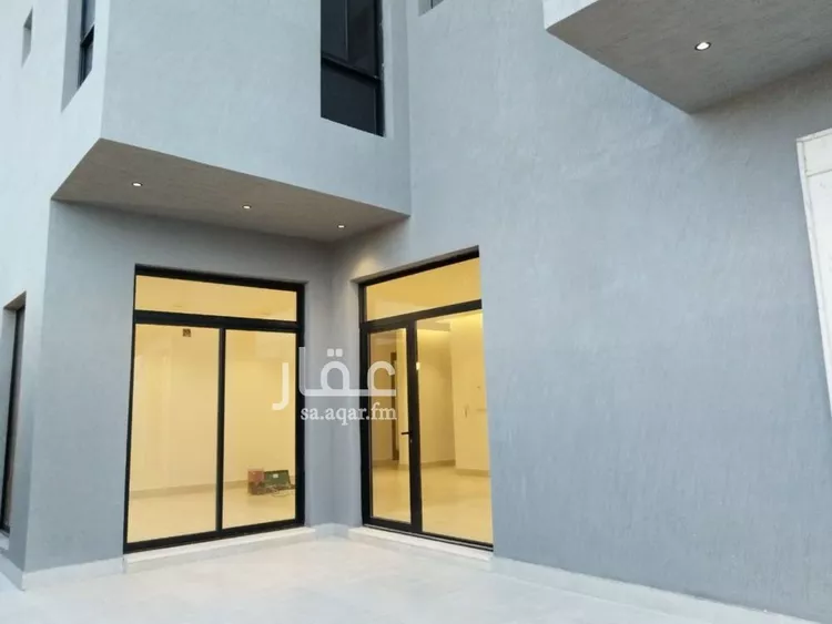 فيلا للبيع في شارع أمين بن محمد مرداد, حي الرمال, مدينة الرياض, منطقة الرياض