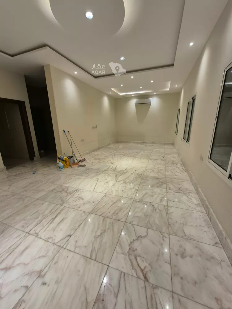 Villa for Rent in Riyadh Al Arid 9