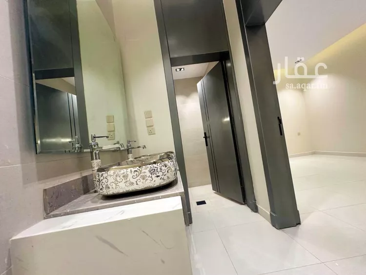 شقة للبيع في شارع سعيد بن مرة العجلي, حي المعارض, مدينة خميس مشيط, منطقة عسير صورة 2