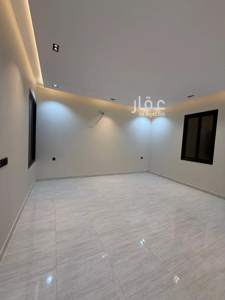 شقة للبيع في شارع بسر ابن سفيان الخزاعي, حي الراقي, مدينة خميس مشيط, منطقة عسير صورة 5