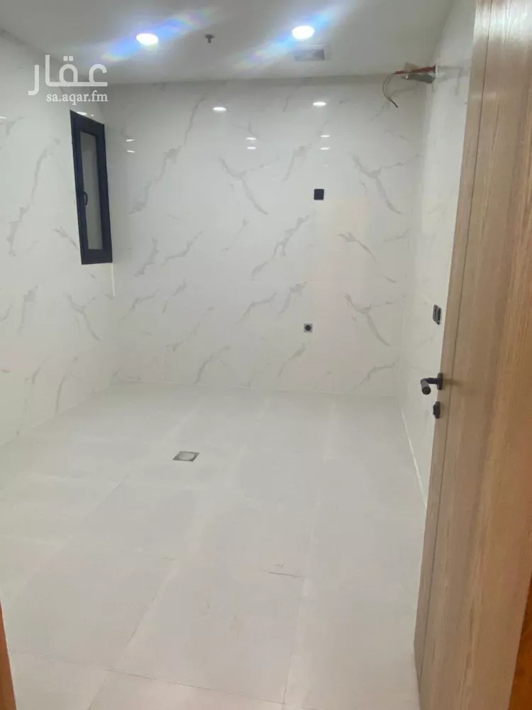 شقة للبيع في شارع الامير مشعل ابن عبدالعزيز, حي الأمير محمد بن سعود, مدينة الدمام, المنطقة الشرقية