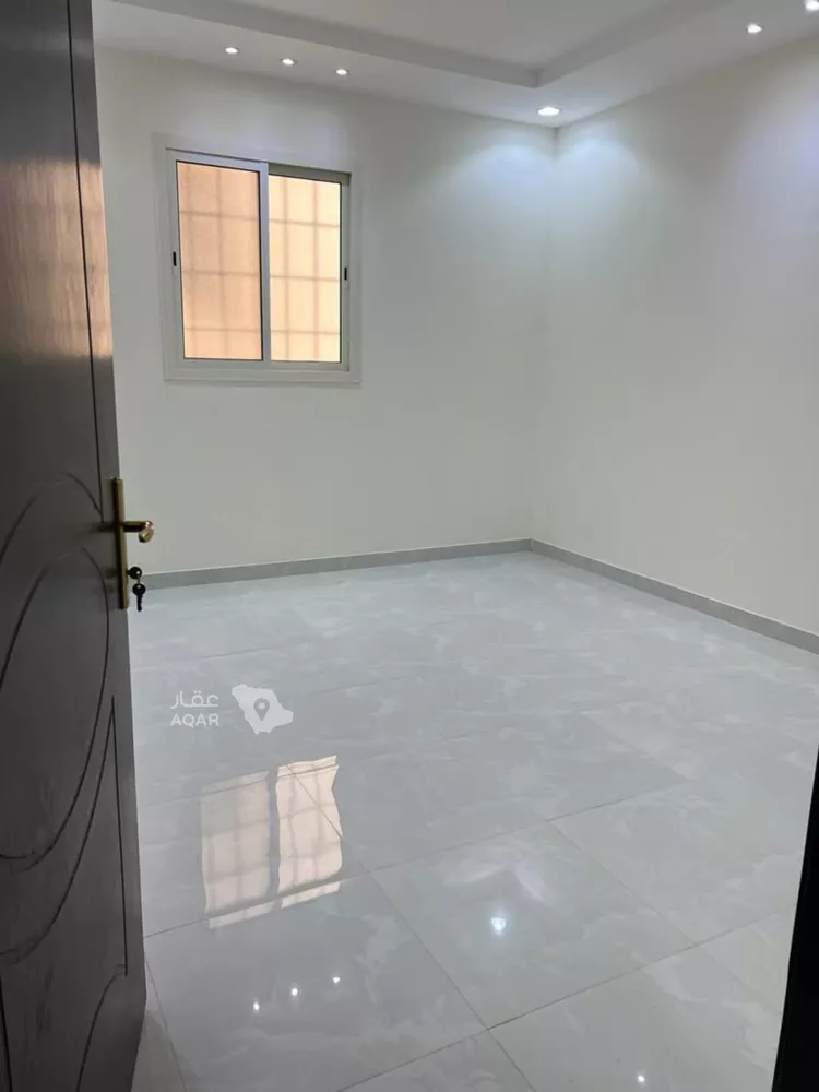 شقة للإيجار في شارع ممر346, حي الرمال, مدينة الرياض, منطقة الرياض 5