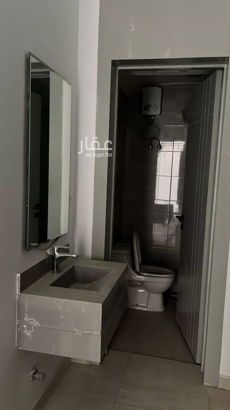 فيلا للبيع في شارع أبي العز الحبشي, حي المرجان, مدينة الرياض, منطقة الرياض صورة 2