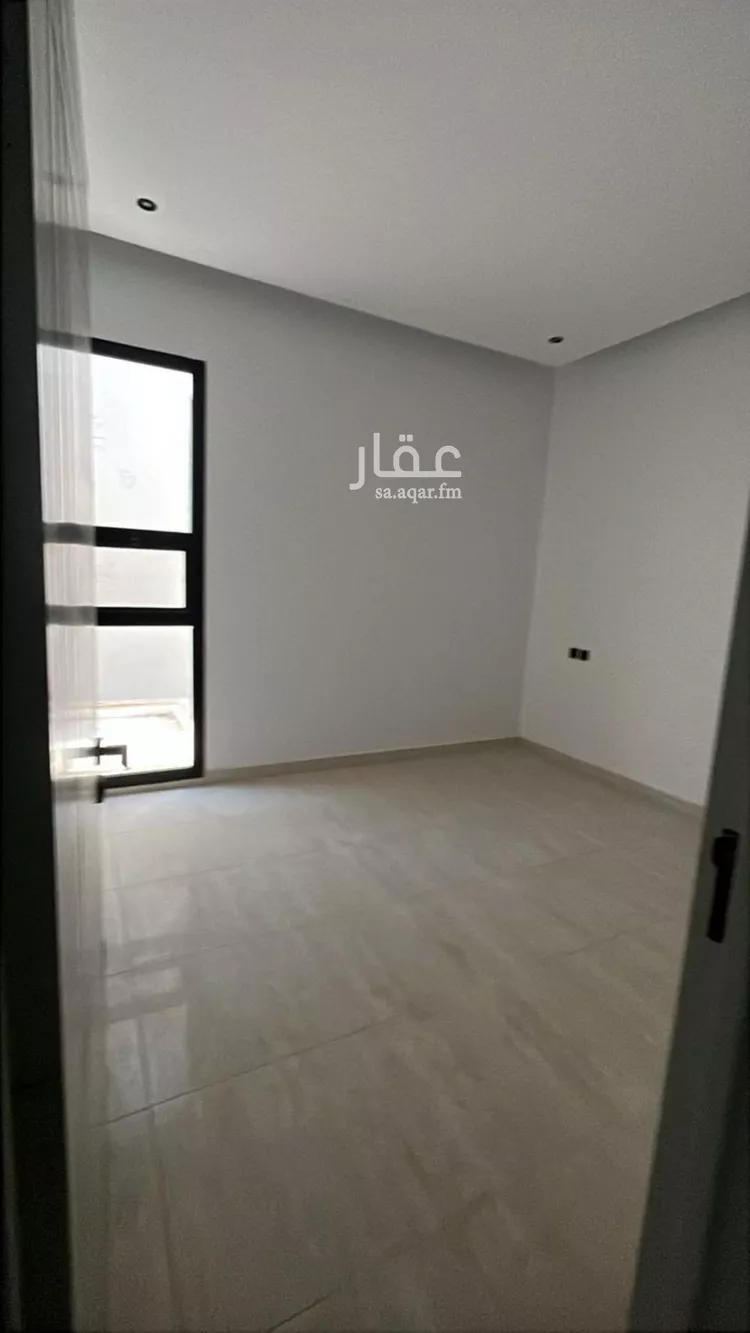 فيلا للبيع في شارع أبي العز الحبشي, حي المرجان, مدينة الرياض, منطقة الرياض صورة 3