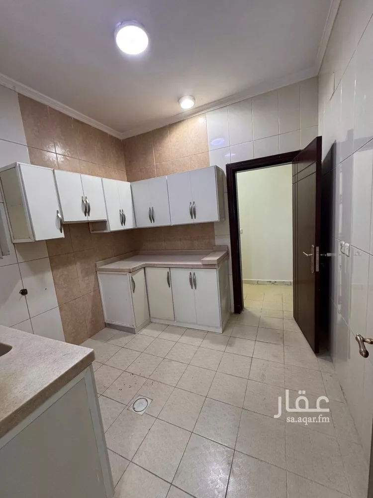 شقة للإيجار في شارع سعيد بن الحارث السهمي, حي عرقة, مدينة الرياض, منطقة الرياض صورة 4