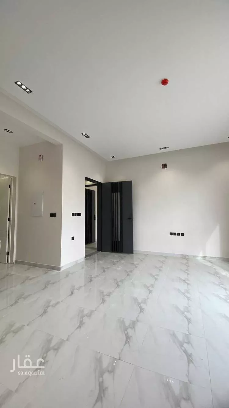 شقة للبيع في شارع  محمد ابن مهيزع, حي الزهرة, مدينة الرياض, منطقة الرياض صورة 2