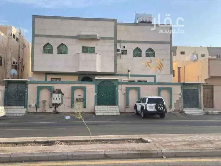 عمارة للبيع في شارع حبيبة بنت أبي امامه, حي العزيزية, مدينة المدينه المنوره, منطقة المدينة المنورة