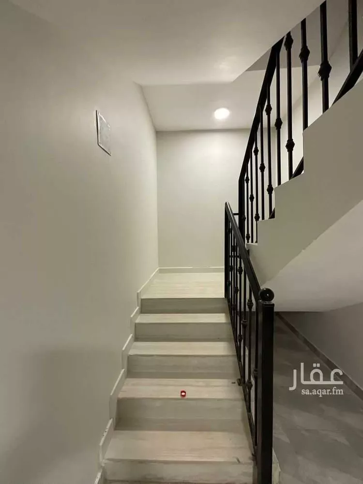 دور للبيع في شارع غزة, حي الربوة, مدينة الرياض, منطقة الرياض صورة 3