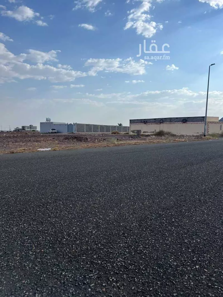 Land for Sale in Al Henakiyah Al Henakiyah