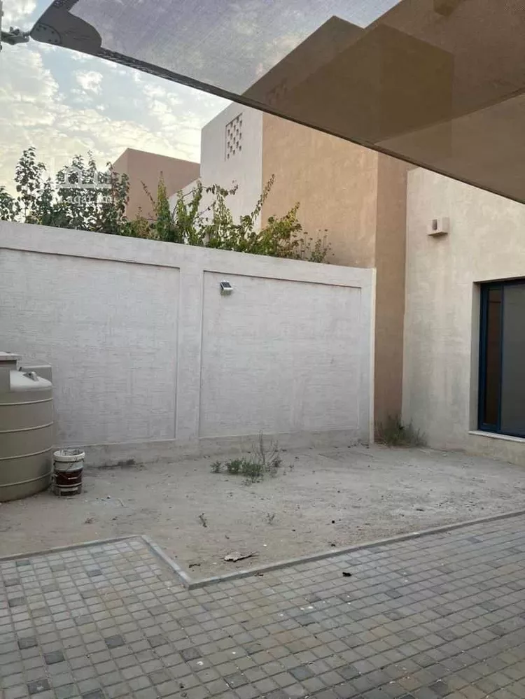 فيلا للبيع في شارع عبد الرحمن بن هديان, حي الإسكان الأول, مدينة الاحساء, المنطقة الشرقية صورة 5