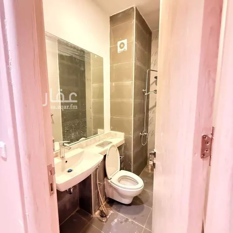 فيلا للإيجار في شارع حسن ال الشيخ, حي الإسكان الأول, مدينة الاحساء, المنطقة الشرقية صورة 2