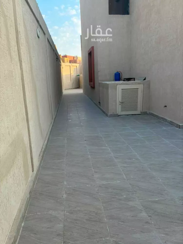 فيلا للبيع في شارع عبد الرحمن بن هديان, حي الإسكان الأول, مدينة الاحساء, المنطقة الشرقية