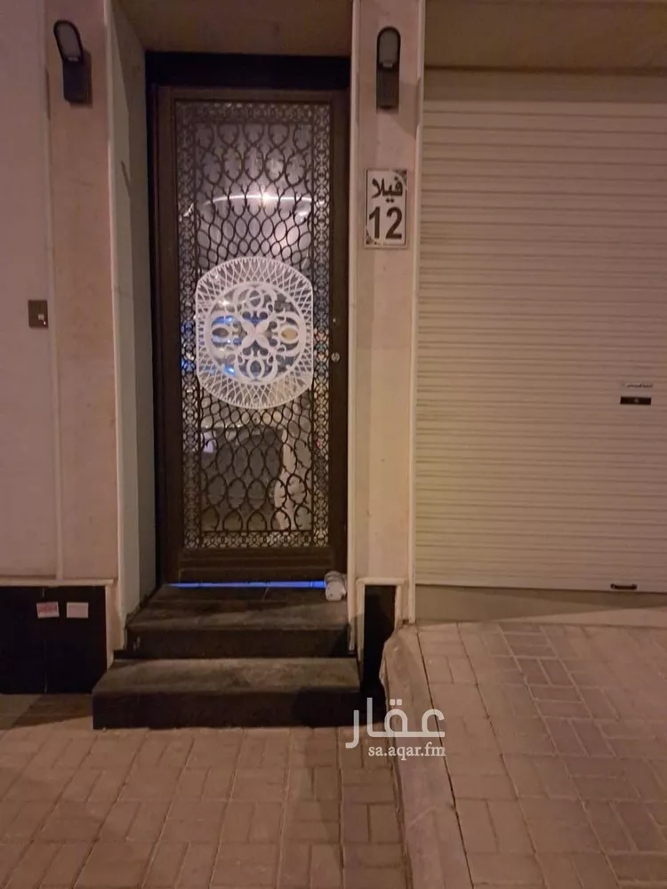 فيلا للبيع في شارع فارس الأزدى, حي عكاظ, مدينة الرياض, منطقة الرياض صورة 2