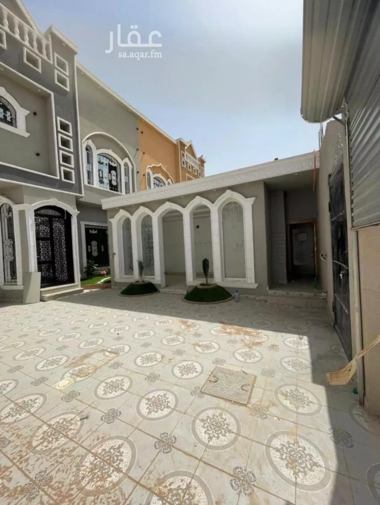 فيلا للإيجار في شارع عبدالعزيز الربيعه, حي عكاظ, مدينة الرياض, منطقة الرياض