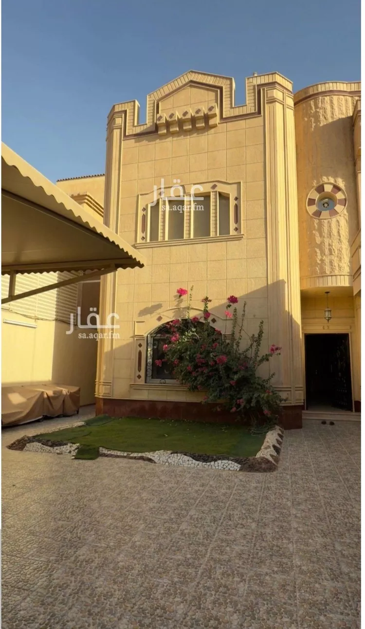 فيلا للبيع في شارع وادي المقراة, حي القادسية, مدينة الرياض, منطقة الرياض صورة 3