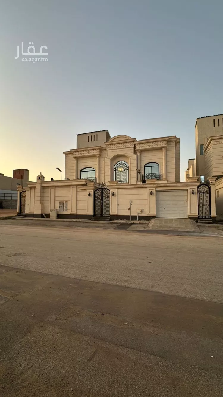 فيلا للبيع في شارع إبراهيم بن موسى الفيومي, حي الرمال, مدينة الرياض, منطقة الرياض