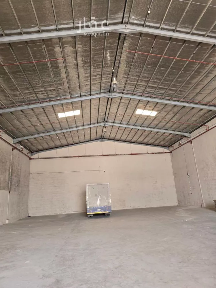 Warehouse for Rent in Riyadh Taiba صورة 2