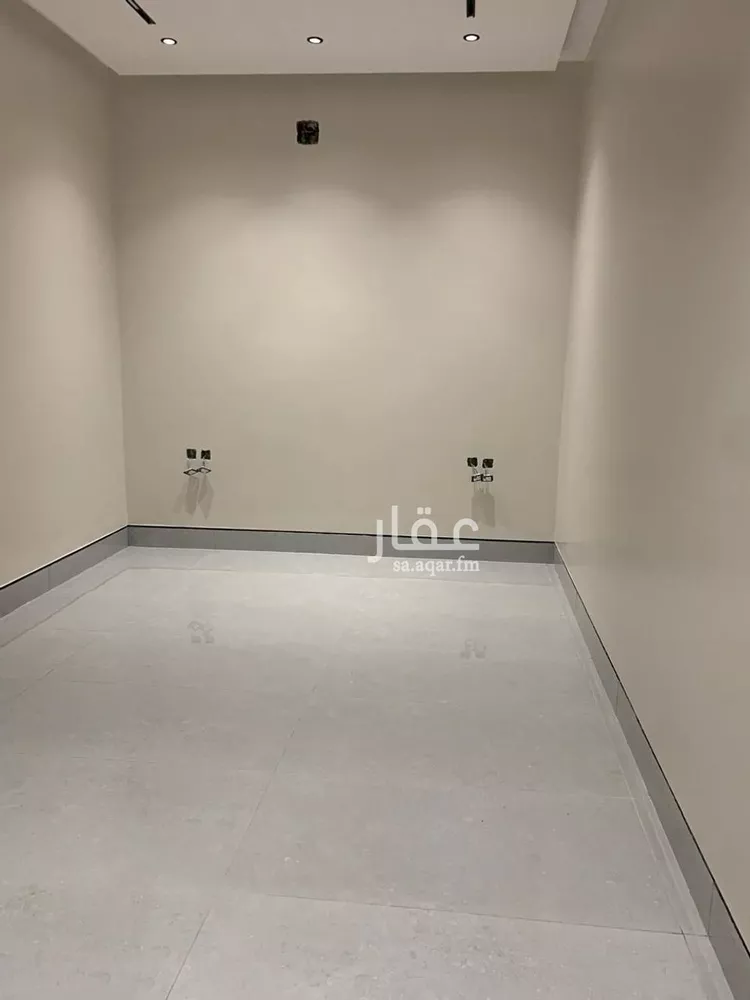 فيلا للبيع في شارع تميم الجرجاني, حي الرمال, مدينة الرياض, منطقة الرياض