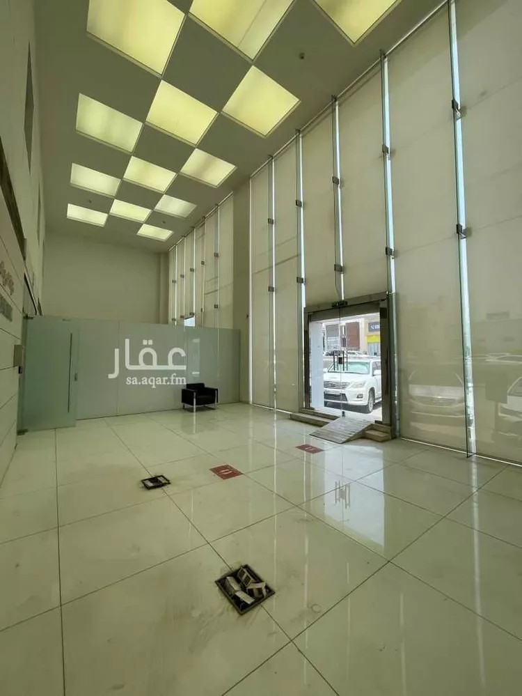 محل للإيجار في شارع ابي بكر الصديق الفرعي, حي النفل, مدينة الرياض, منطقة الرياض صورة 2