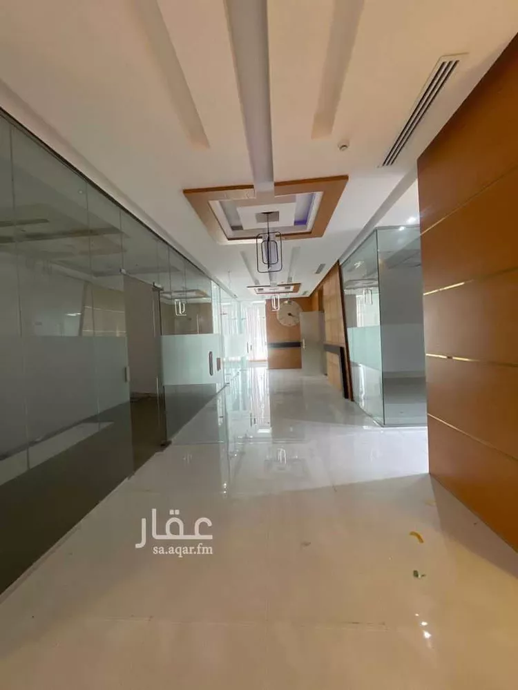 مكتب تجاري للإيجار في شارع طريق الملك عبدالعزيز, حي الغدير, مدينة الرياض, منطقة الرياض صورة 3