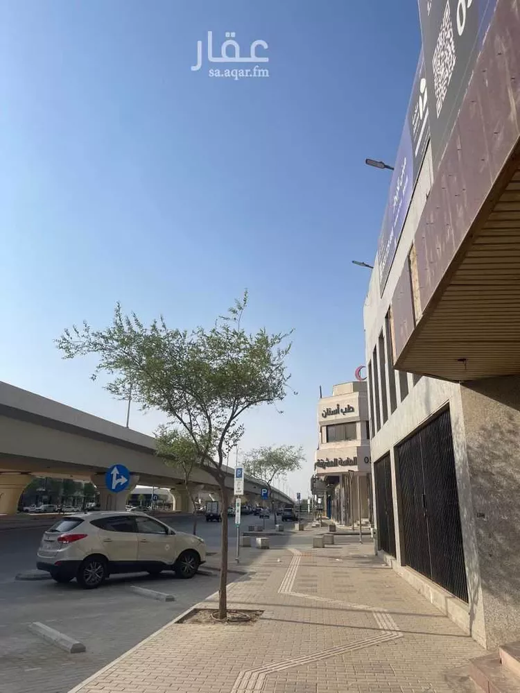 عمارة للإيجار في شارع طريق الملك عبدالعزيز الفرعي, حي المرسلات, مدينة الرياض, منطقة الرياض صورة 4