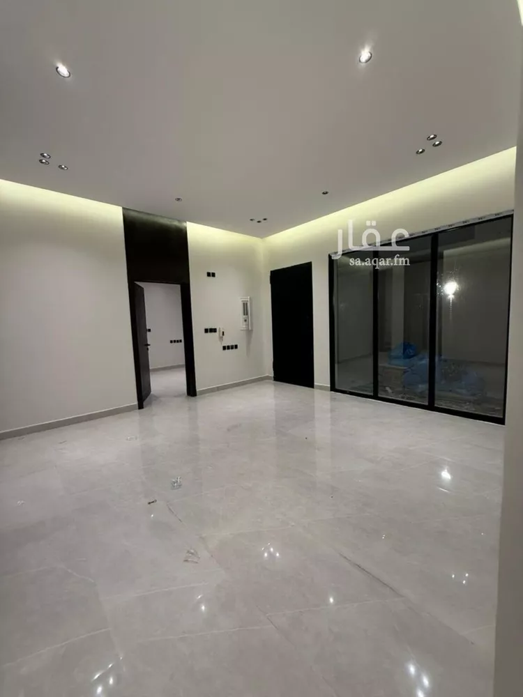 دور للبيع في شارع عثمان الرويني, حي البيان, مدينة الرياض, منطقة الرياض صورة 3