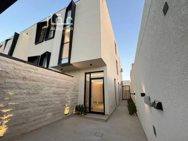 Floor for Sale in Riyadh Al Arid