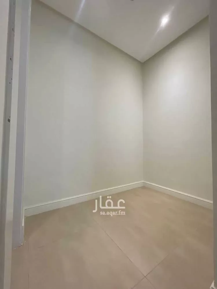شقة للبيع في شارع وادي هجر, حي الملقا, مدينة الرياض, منطقة الرياض 13