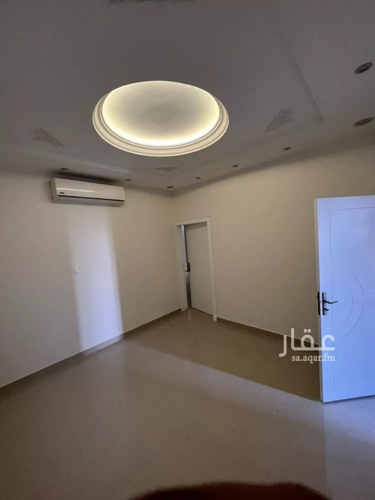 فيلا للبيع في شارع عمر الهواري, حي القيروان, مدينة الرياض, منطقة الرياض صورة 3