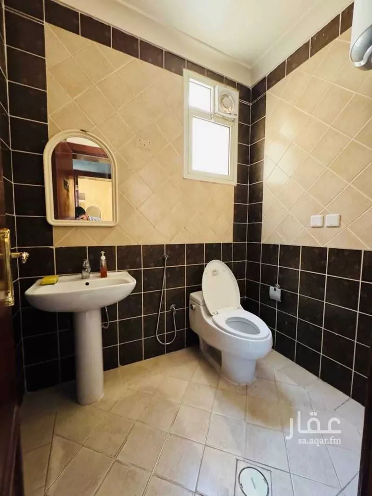 مكتب تجاري للإيجار في شارع الرودكي ، حي المروج ، الرياض ، منطقة الرياض صورة 4