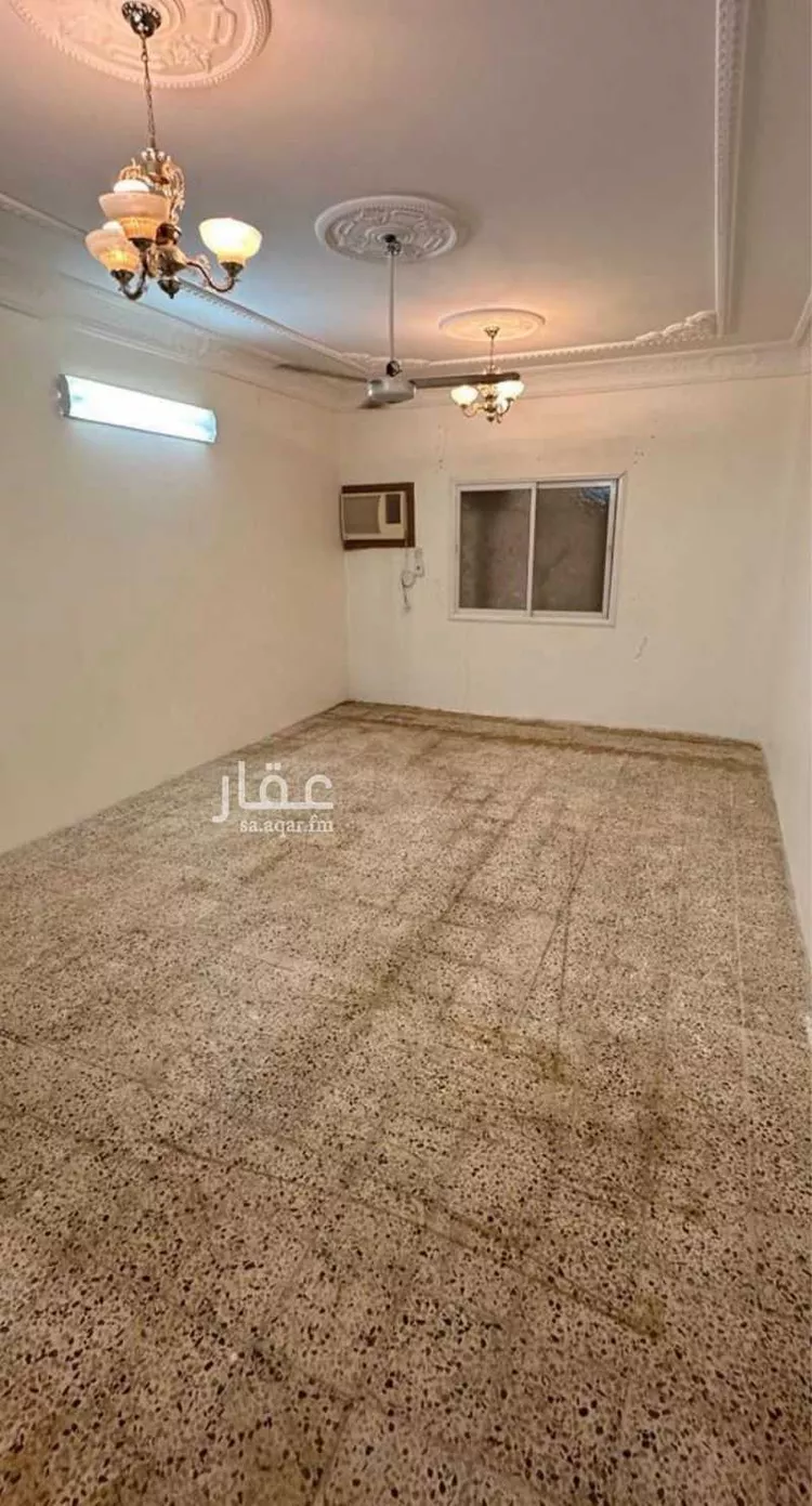 شقة للإيجار في شارع ابي طاهر الذهبي, حي الضرس, مدينة محائل, منطقة عسير صورة 5