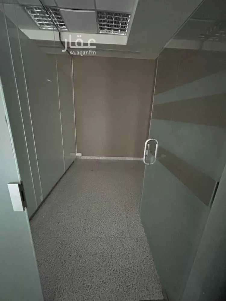 مكتب تجاري للإيجار في طريق الملك عبدالعزيز ، حي البساتين ، جدة ، جدة صورة 3