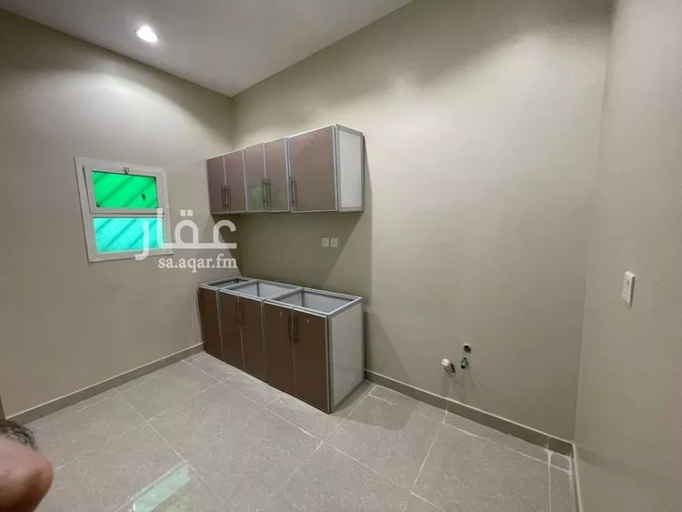 شقة للإيجار في شارع إبراهيم بن الأحمدي, حي القيروان, مدينة الرياض, منطقة الرياض صورة 2