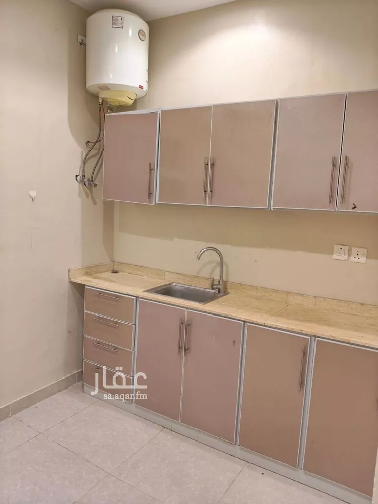 شقة للإيجار في شارع إبراهيم بن الأحمدي, حي القيروان, مدينة الرياض, منطقة الرياض