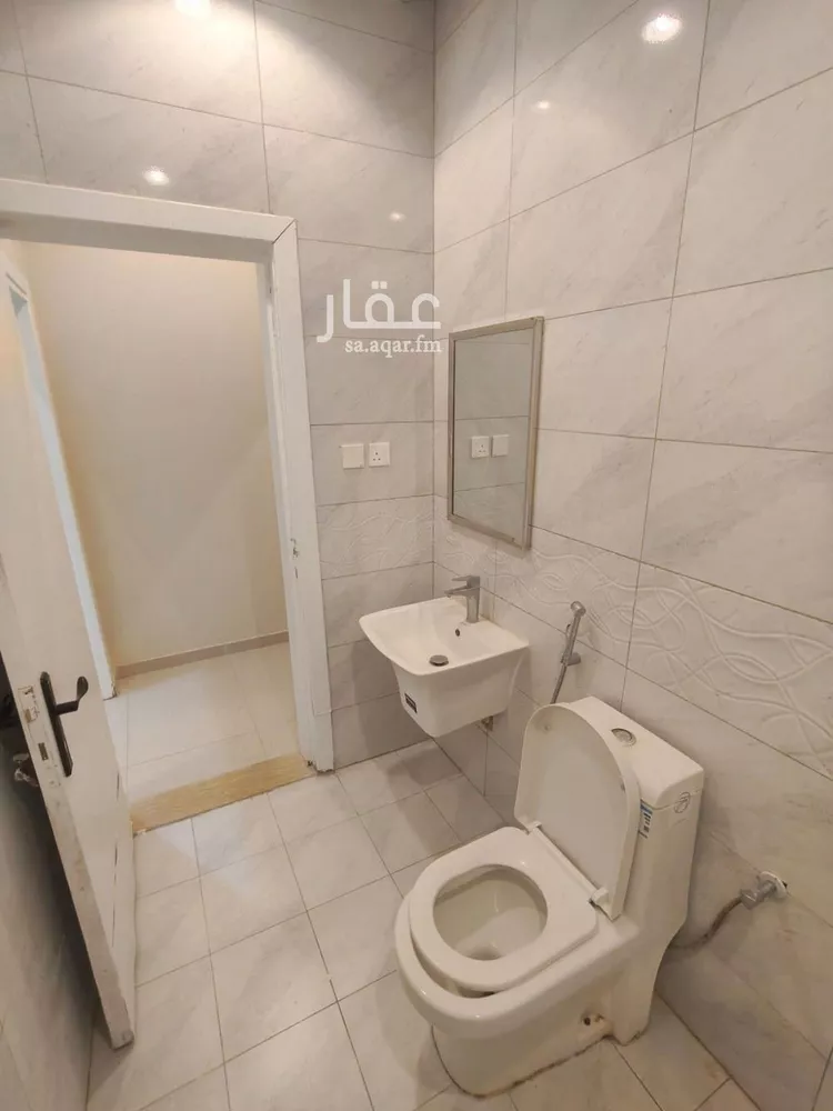 شقة للإيجار في شارع ابراهيم بن الاحمدي, حي القيروان, مدينة الرياض, منطقة الرياض صورة 3