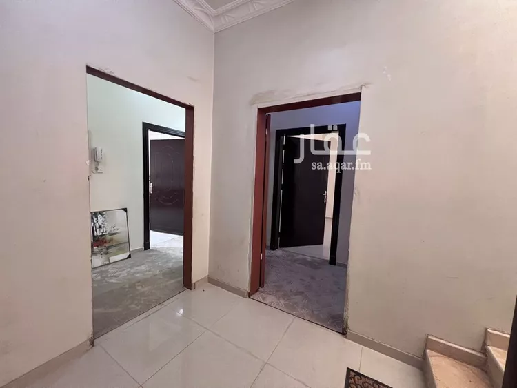 شقة للإيجار في شارع أحمد بن داود المالكي, حي المعيزيلة, مدينة الرياض, منطقة الرياض صورة 2