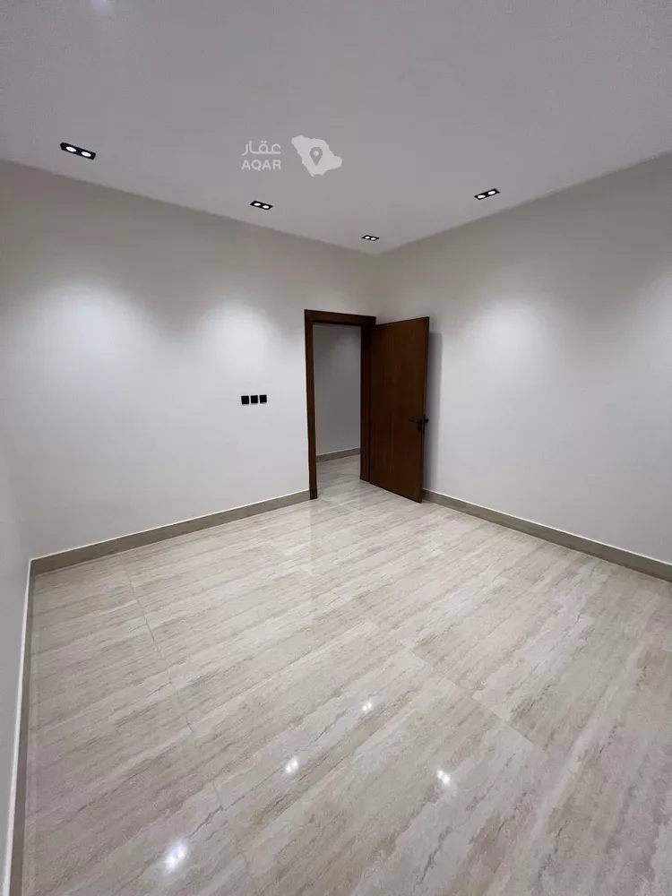 دور للبيع في شارع أبي عبدالله الغرياني, حي عكاظ, مدينة الرياض, منطقة الرياض 20