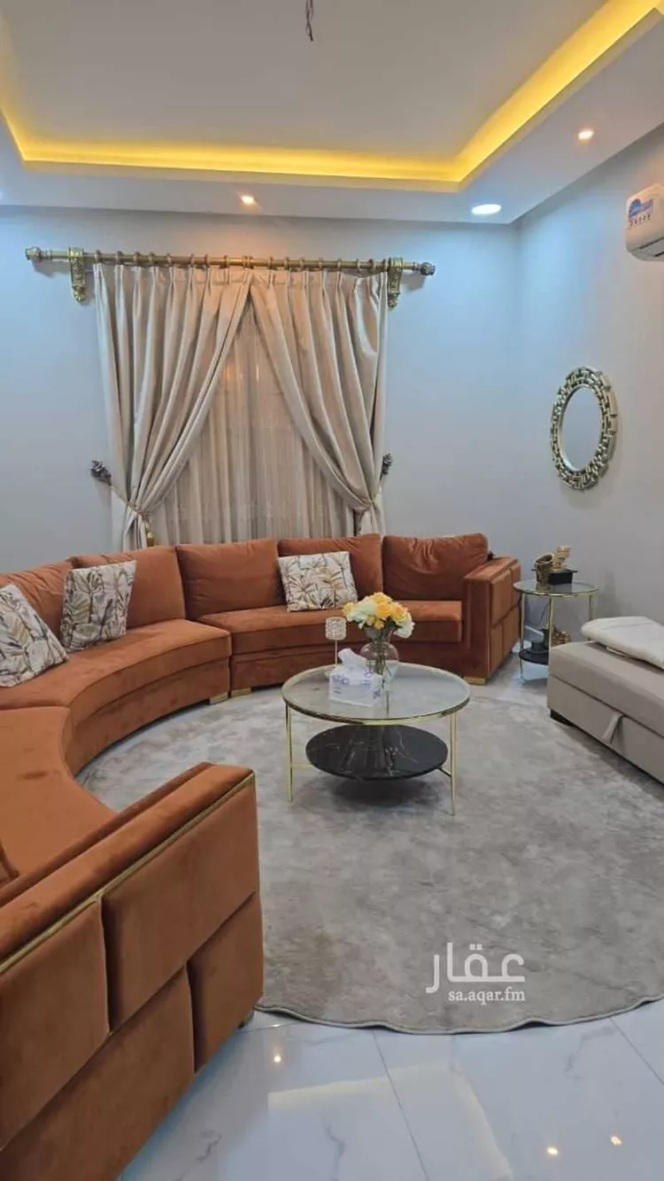 فيلا للبيع في شارع البراق, حي الشعلة, مدينة الدمام, المنطقة الشرقية 1 صورة