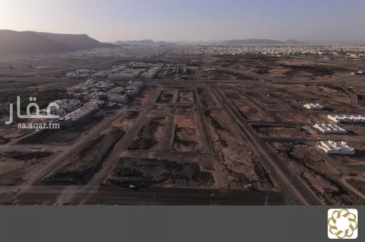 أرض للبيع في شارع قتادة بن مطاعن, حي الجصة, مدينة المدينة المنورة, منطقة المدينة المنورة