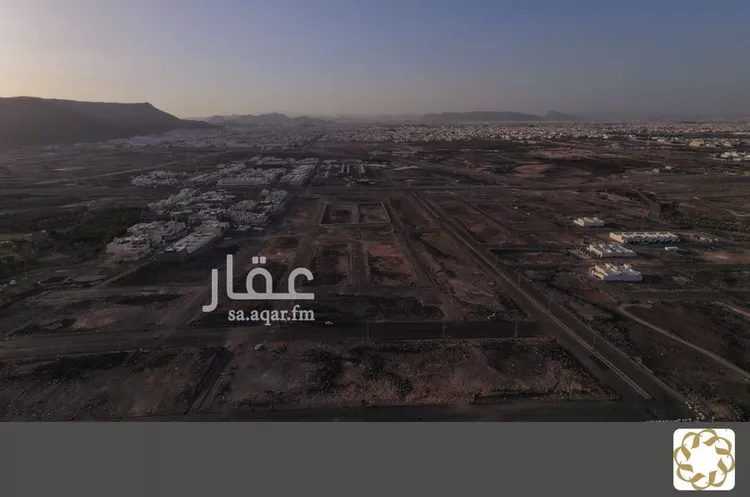 أرض للبيع في شارع قتادة بن مطاعن, حي الجصة, مدينة المدينة المنورة, منطقة المدينة المنورة
