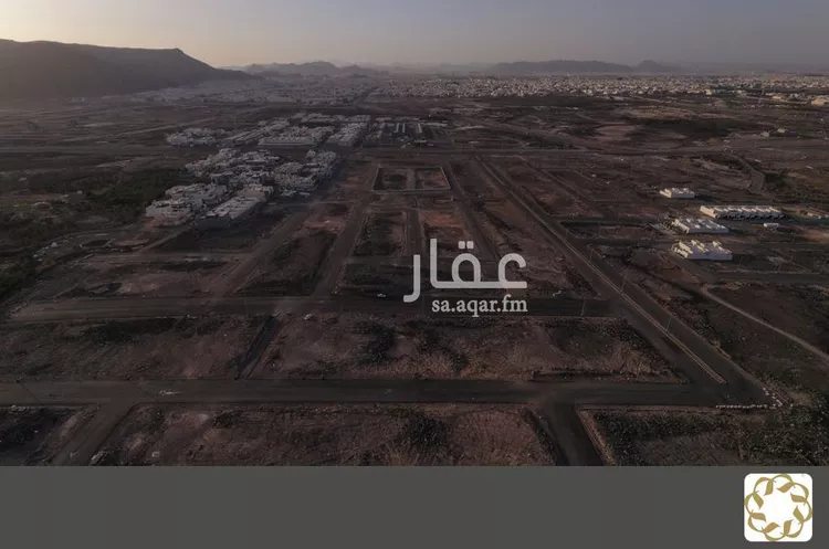 أرض للبيع في شارع قتادة بن مطاعن, حي الجصة, مدينة المدينة المنورة, منطقة المدينة المنورة صورة 2