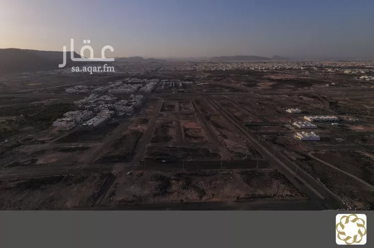 أرض للبيع في شارع قتادة بن مطاعن, حي الجصة, مدينة المدينة المنورة, منطقة المدينة المنورة