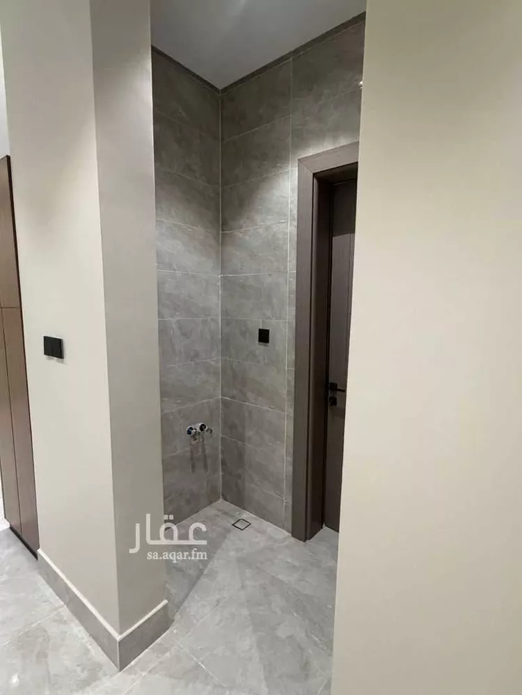 شقة للإيجار في شارع العطايف, حي الحمراء, مدينة الخبر, المنطقة الشرقية صورة 3